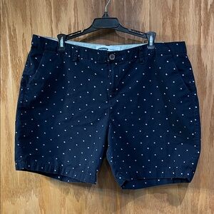 Old Navy Women's Navy Polka Dot Shorts